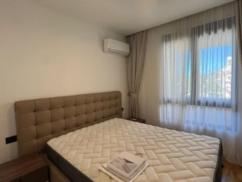 Izdavanje, jednosoban stan, 47m², City Kvart, Podgorica - image 7