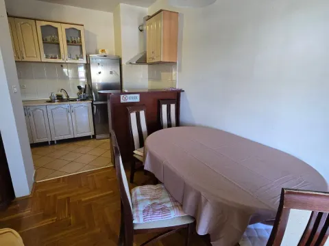 Izdavanje, jednosoban stan, 48m², Stari Aerodrom, Podgorica - image 8