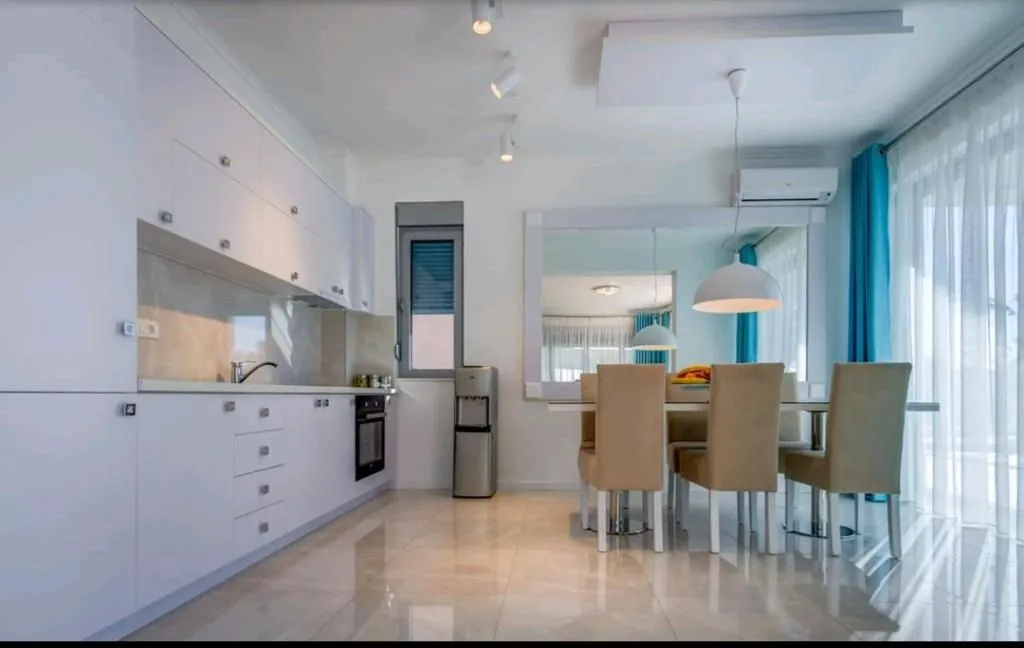 Sale, house, 330m², Lazi, Budva