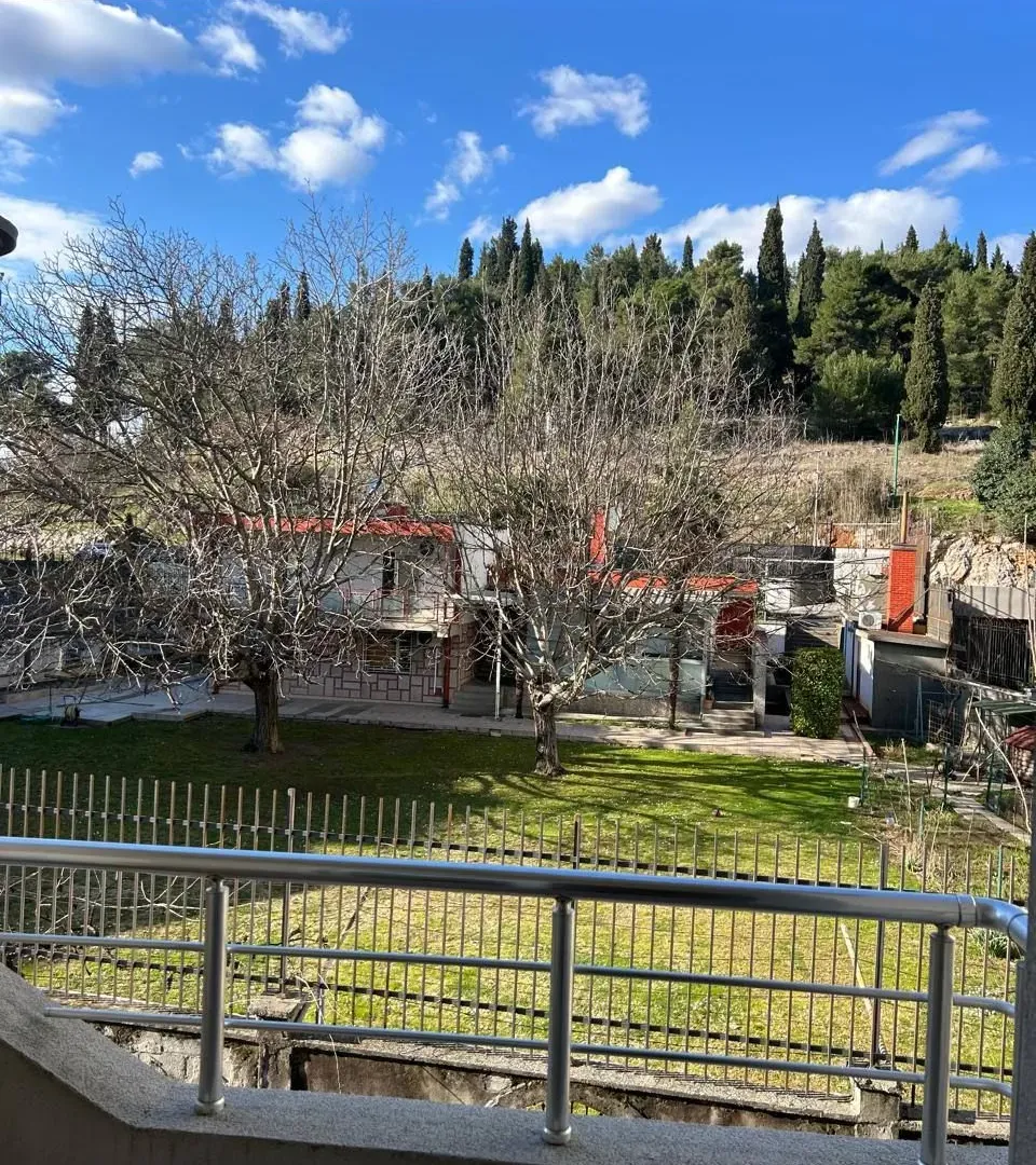 Rent, two bedroom apartment, 55m², Ljubović, Podgorica
