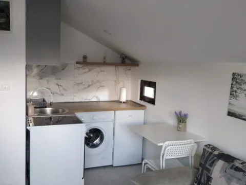 Rent, one bedroom apartment, 25m², Doljani, Podgorica - image 1