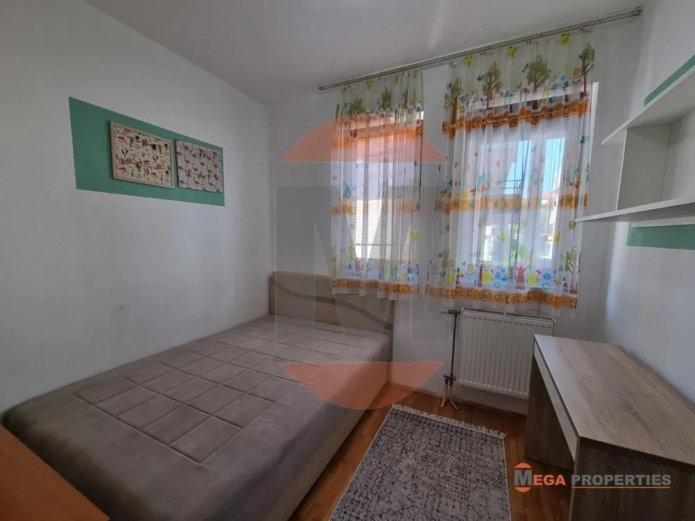 Rent, three bedroom apartment, 60m², Crveni Krst, Beograd