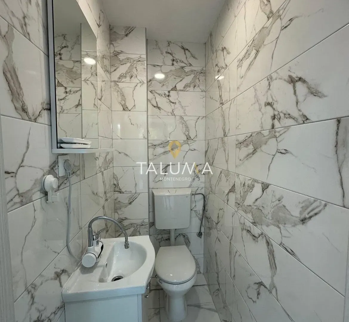 Rent, office space, 50m², Donja Lastva, Tivat