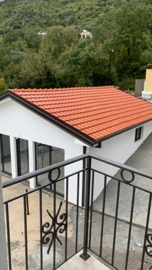 Prodaja, kuća, 130m², Šušanj, Bar