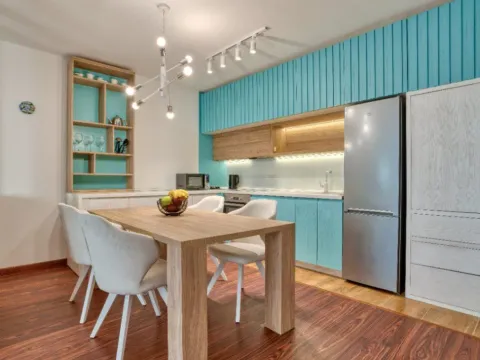 Rent, two bedroom apartment, 64m², Petrovac, Budva - image 4