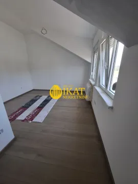Prodaja, trosoban stan, 82m², Jajinci, Voždovac Sve Podlokacije - image 4