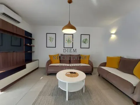 Rent, two bedroom apartment, 70m², Dobrota, Kotor - image 17