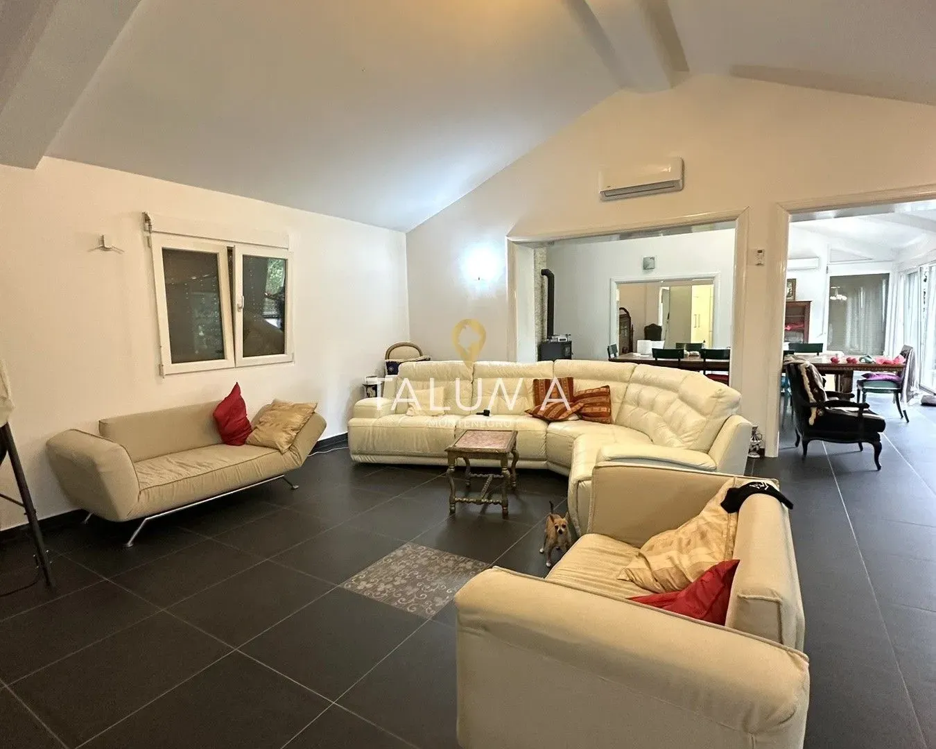 Prodaja, kuća, 276m², Orja Luka, Danilovgrad