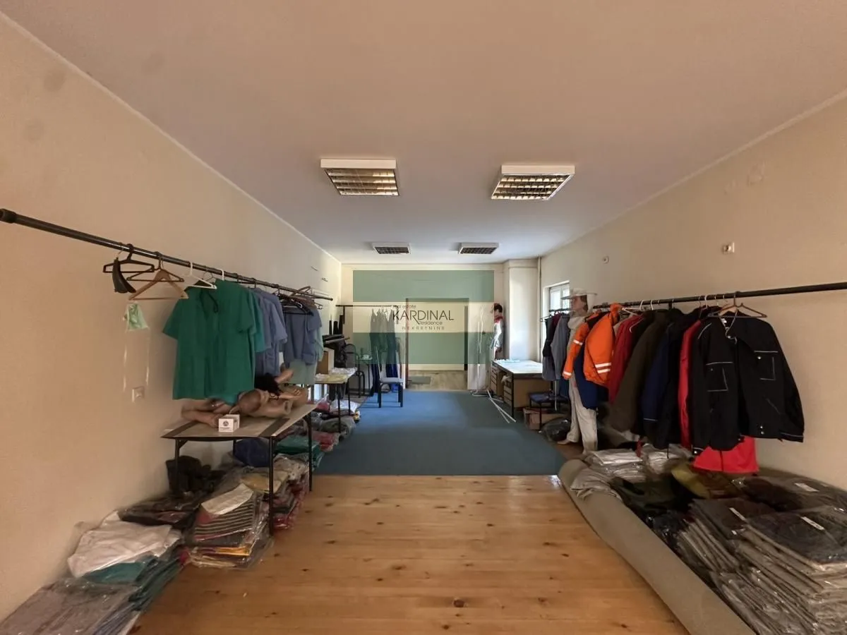 Rent, office space, 700m², Grošnica, Kragujevac