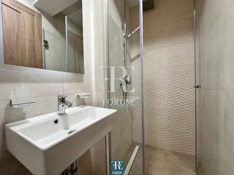 Izdavanje, dvosoban stan, 70m², Master Kvart, Podgorica - image 12