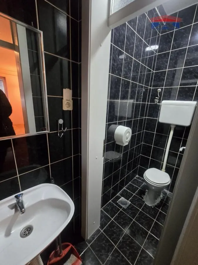 Rent, office space, 40m², Bulevar Oslobodjenja, Novi Sad Sve Podlokacije