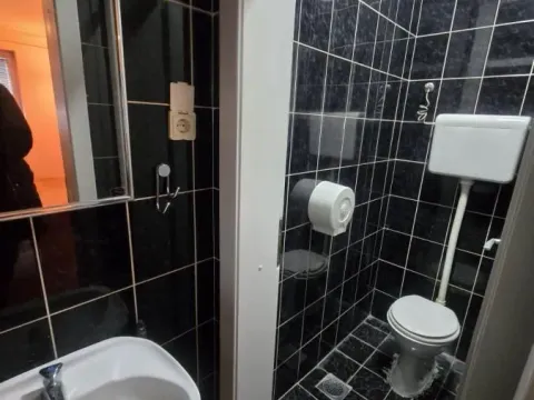 Izdavanje, poslovni prostor, 40m², Bulevar Oslobodjenja, Novi Sad Sve Podlokacije - image 10