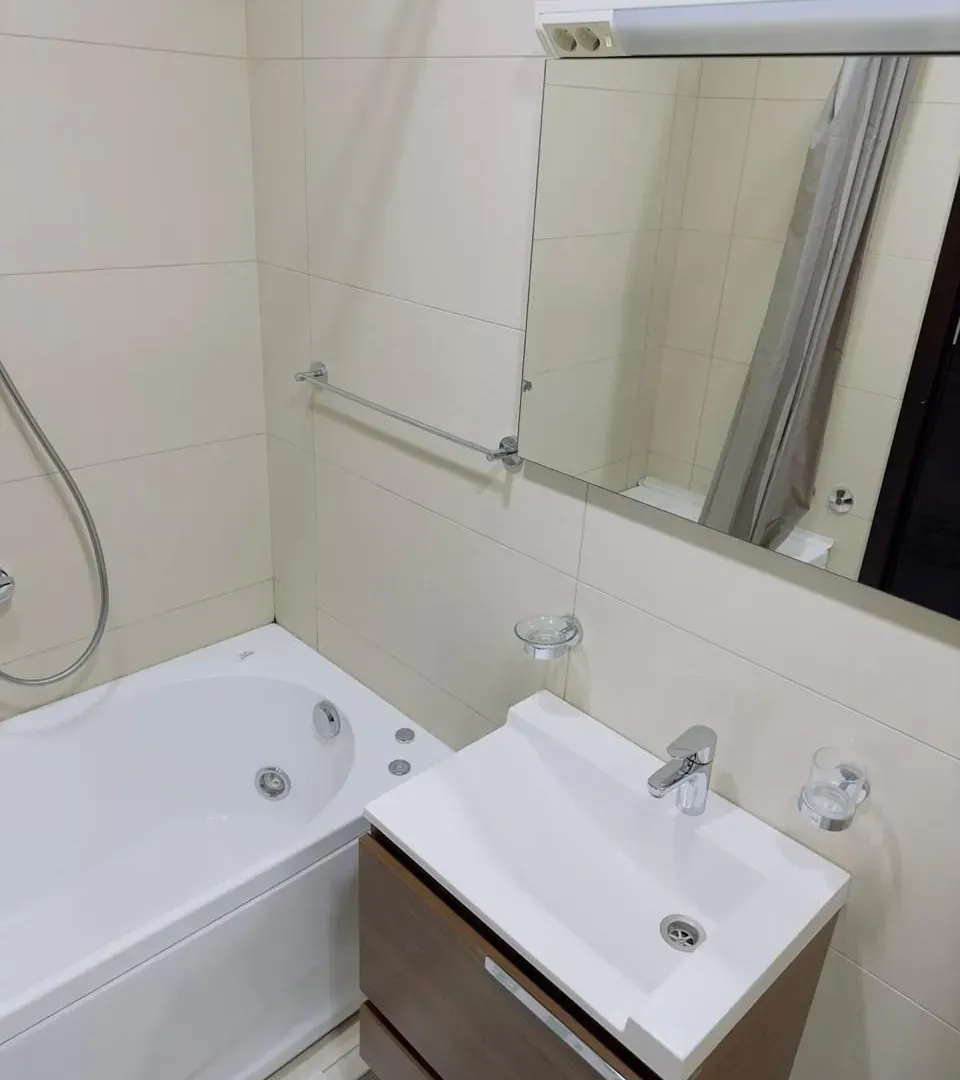 Sale, two bedroom apartment, 86m², Slovenska Plaža, Budva