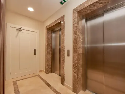Sale, one bedroom apartment, 48m², Bečići, Budva - image 10