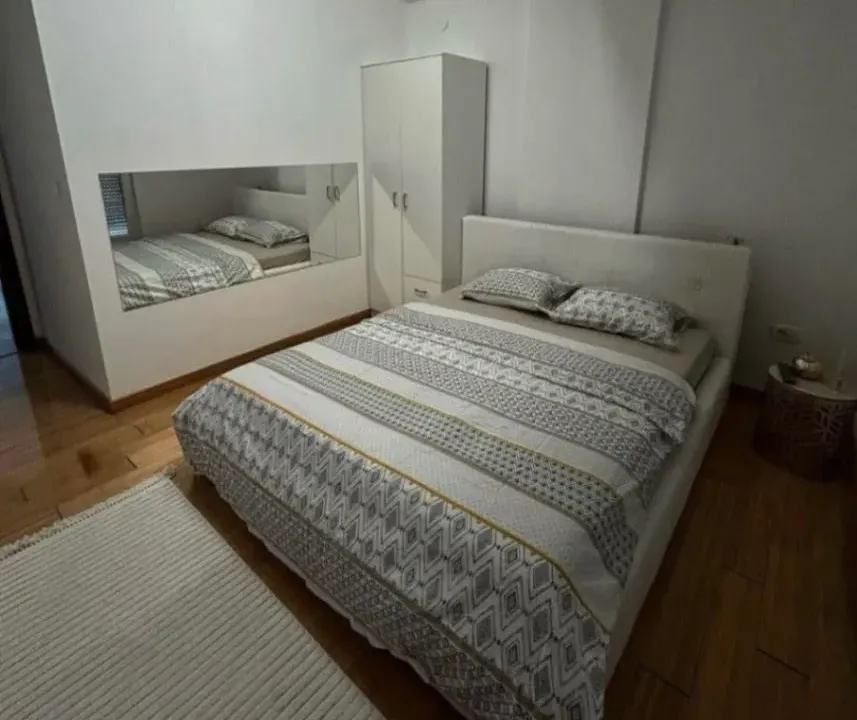 Izdavanje, jednosoban stan, 51m², Stari Aerodrom, Podgorica