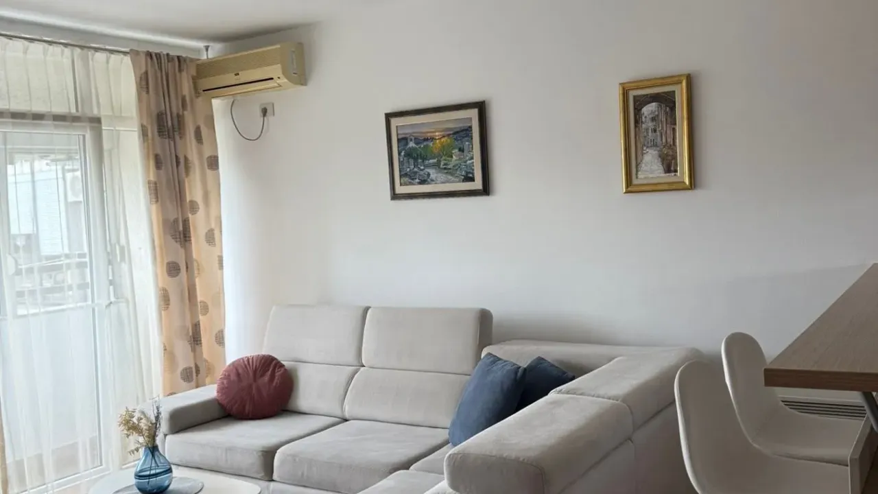 Rent, two bedroom apartment, 56m², City Kvart, Podgorica
