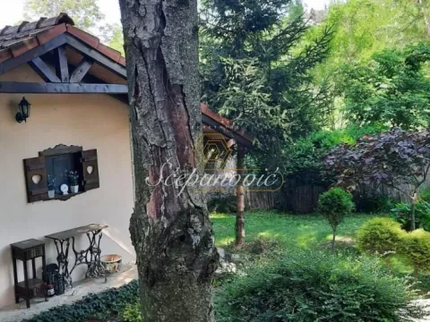 Prodaja, kuća, 191m², Petrovaradin, Novi Sad - image 18