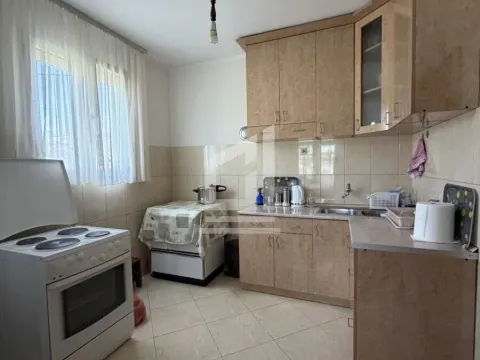 Prodaja, kuća, 187m², Zlatica, Podgorica - image 6