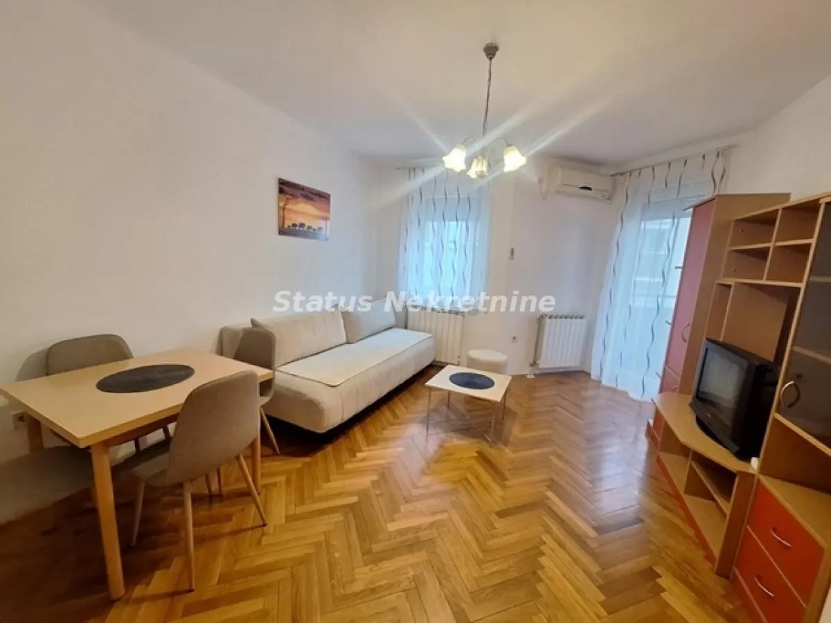 Rent, two bedroom apartment, 43m², Grbavica, Novi Sad Sve Podlokacije