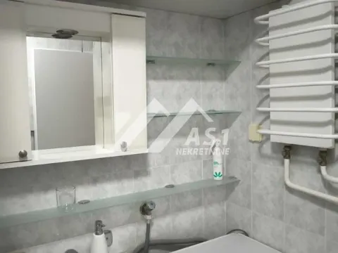 Rent, one bedroom apartment, 32m², Rotkvarija, Novi Sad Sve Podlokacije - image 8