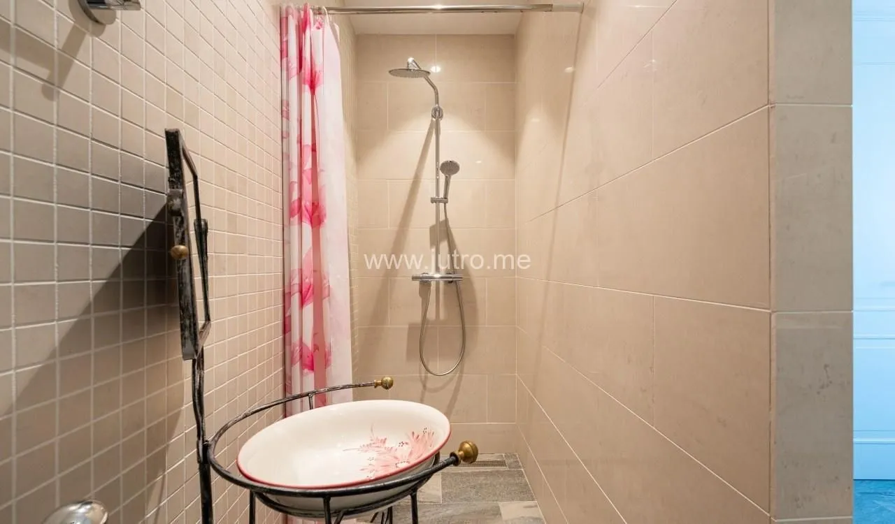 Prodaja, trosoban stan, 108m², Luštica Bay, Tivat