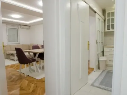 Izdavanje, trosoban stan, 65m², Grbavica, Novi Sad Sve Podlokacije - image 23