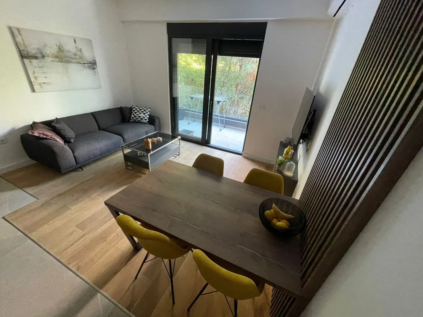 Izdavanje, jednosoban stan, 40m², Bečići, Budva