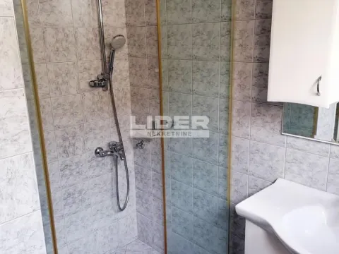 Rent, three bedroom apartment, 78m², Stari Grad, Beograd - image 11