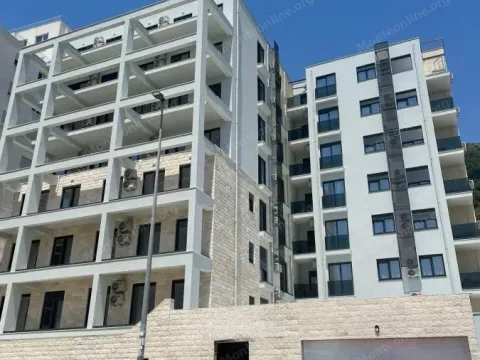 Prodaja, garsonjera, 40m2, Bečići, Budva