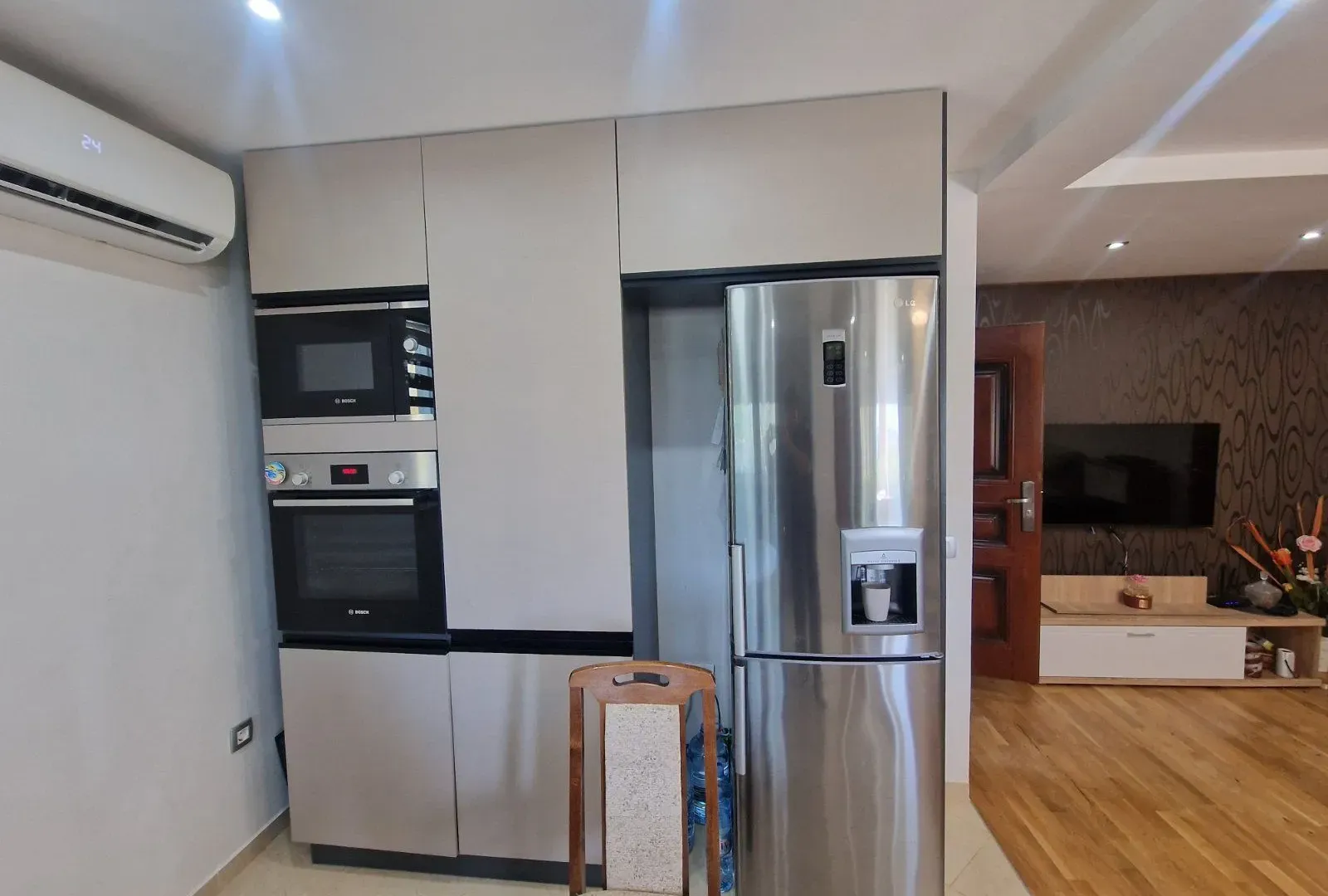 Sale, house, 590m², Tivat, Crna Gora