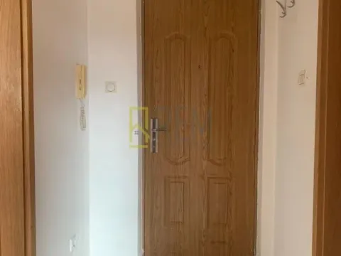 Izdavanje, jednosoban stan, 45m², Stari Aerodrom, Podgorica - image 5