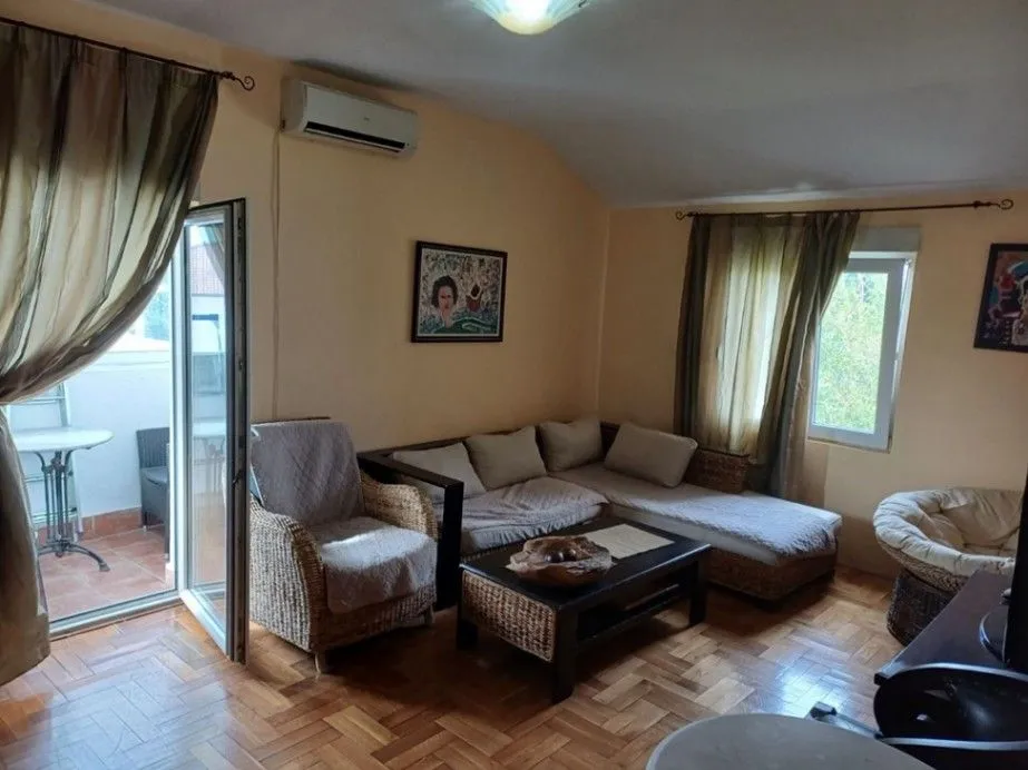 Prodaja, jednosoban stan, 46m², Tološi, Podgorica
