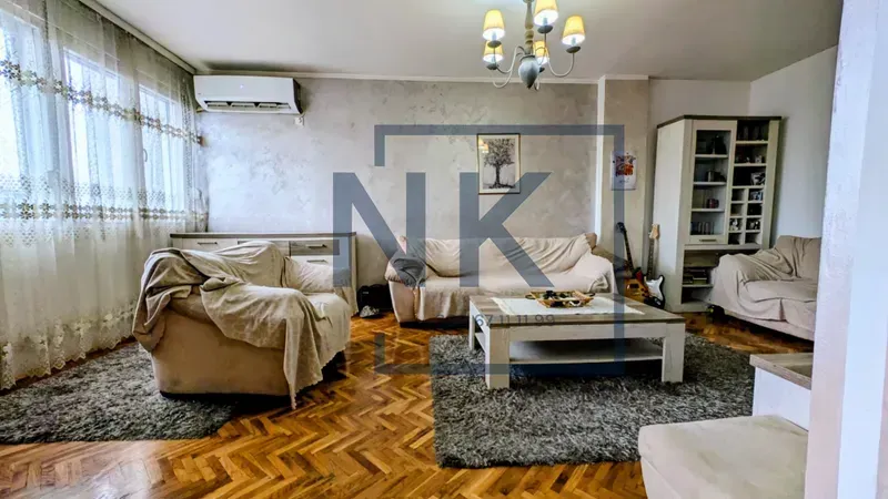 Rent, three bedroom apartment, 100m², Pejton, Podgorica