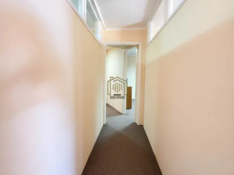 Rent, office space, 60m², Nikšić, Crna Gora - image 4