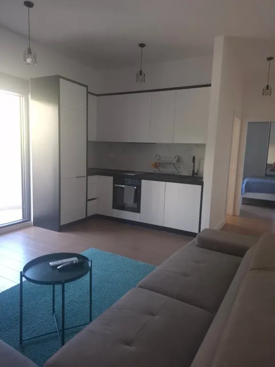 Rent, one bedroom apartment, 40m², Bečići, Budva