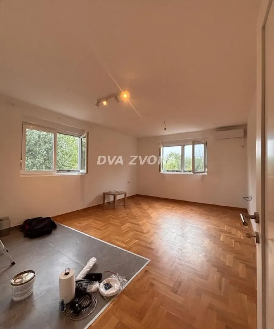 Prodaja, kuća, 151m², Čortanovci, Inđija