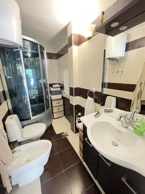 Prodaja, kuća, 250m², Dobra Voda, Budva