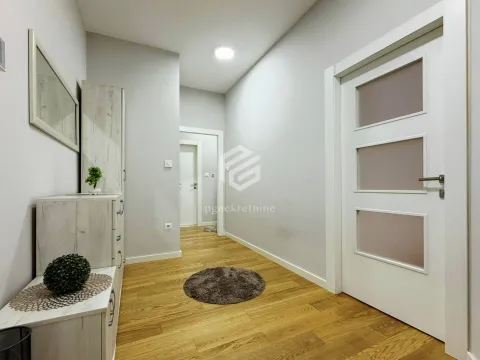 Rent, two bedroom apartment, 78m², Vezirov Most, Podgorica - image 14