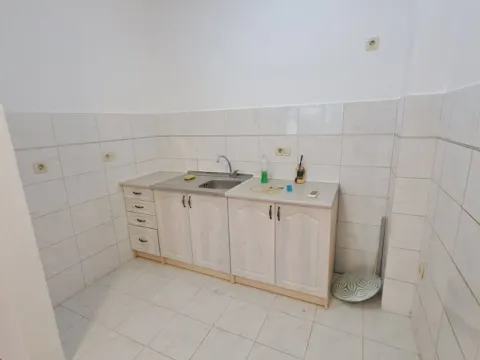 Prodaja, jednosoban stan, 50m², Pobrežje, Podgorica - image 7