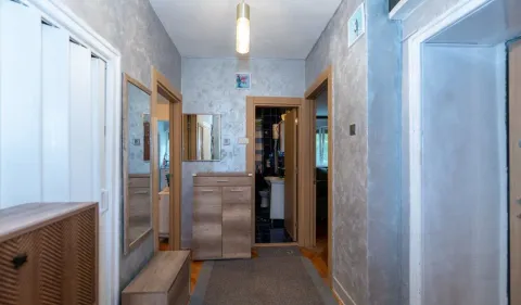 Rent, two bedroom apartment, 70m², Podgorica, Crna Gora - image 8