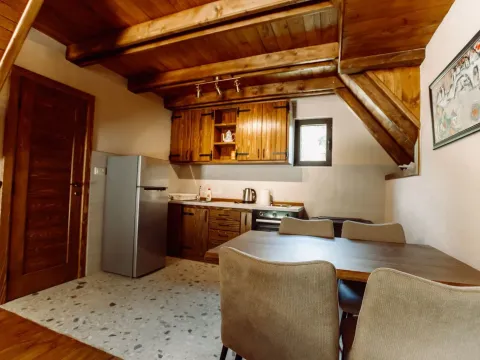 Prodaja, kuća, 65m², Centar, Cetinje - image 6