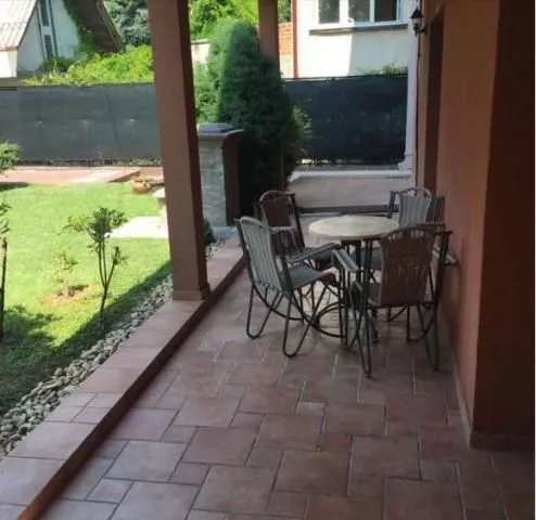 Izdavanje, trosoban stan, 85m², Severni Bulevar, Zvezdara Sve Podlokacije