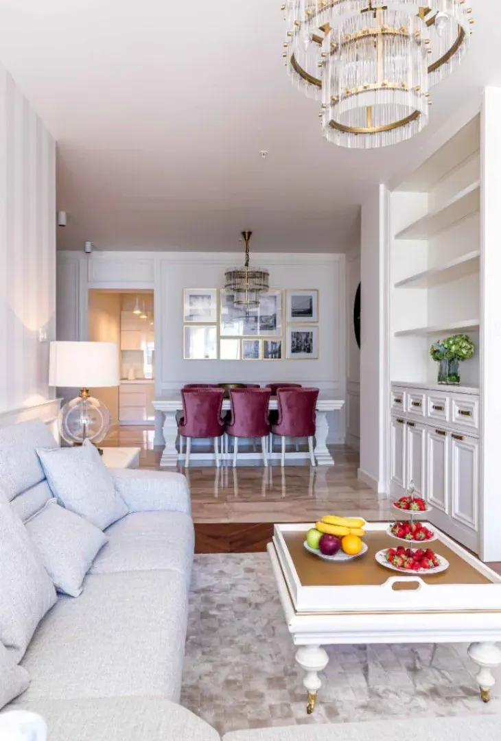 Izdavanje, jednosoban stan, 77m², Centar, Budva