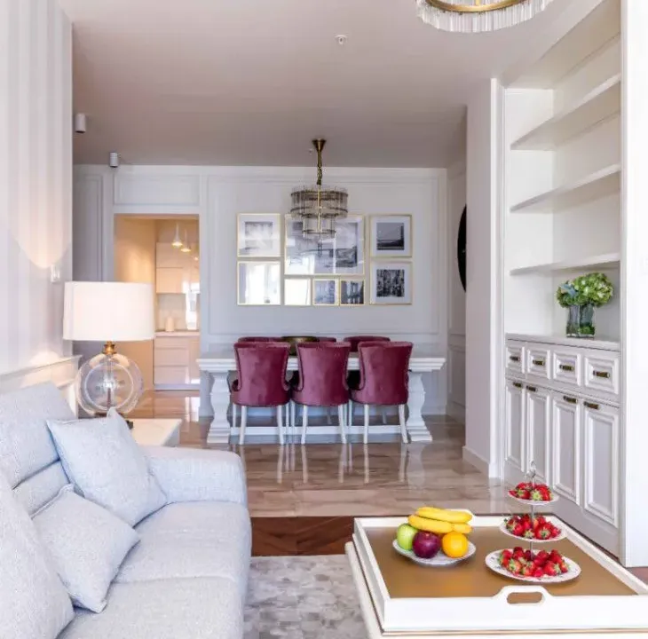 Izdavanje, jednosoban stan, 77m², Centar, Budva