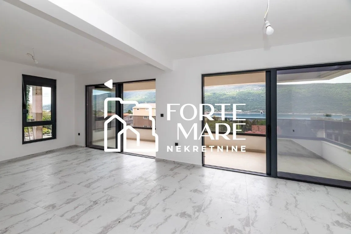 Prodaja, trosoban stan, 100m², Kumbor, Herceg Novi