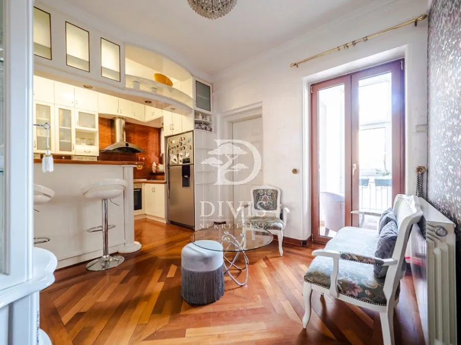 Rent, four bedroom apartment, 107m², Slavija, Vračar Sve Podlokacije