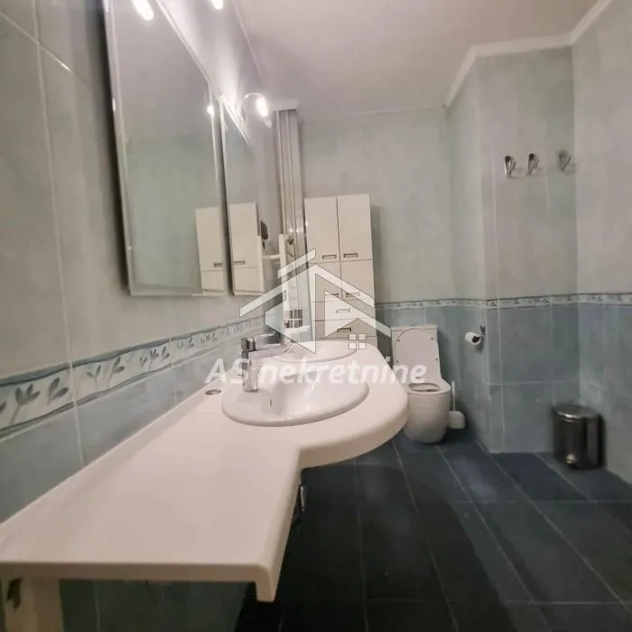 Rent, three bedroom apartment, 120m², Stari Grad, Beograd
