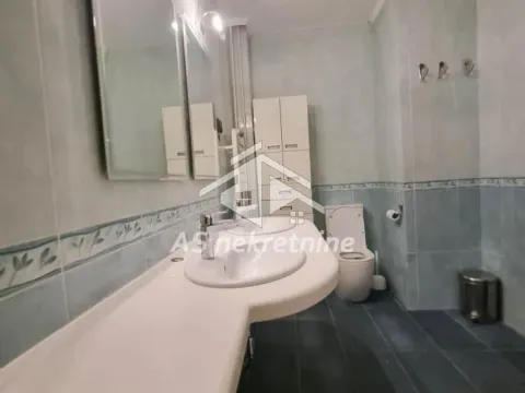 Rent, three bedroom apartment, 120m², Stari Grad, Beograd - image 21