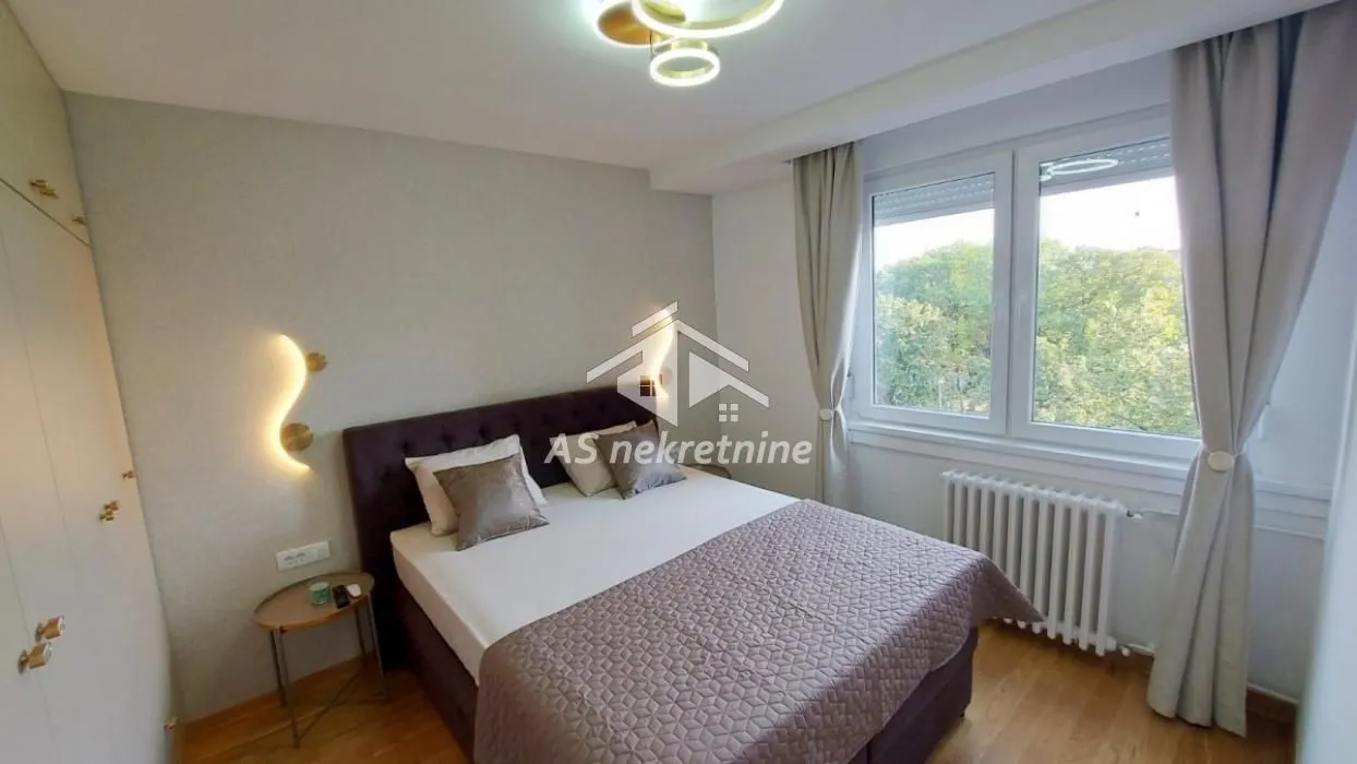 Izdavanje, dvosoban stan, 55m², Novi Beograd Blok 1 Fontana, Novi Beograd Sve Podlokacije
