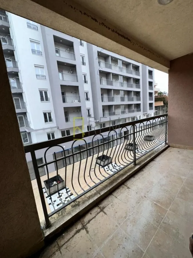 Prodaja, dvosoban stan, 69m², Momišići, Podgorica